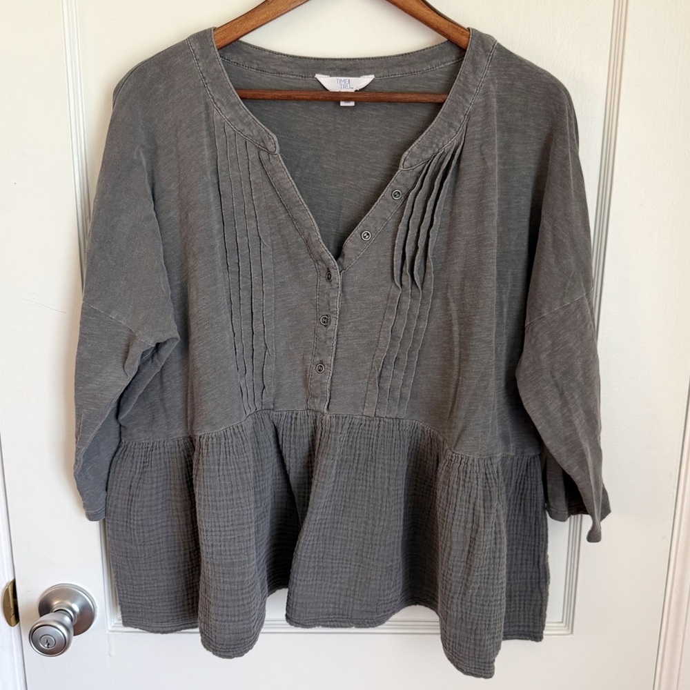 Time and Tru Gray 3/4 Sleeve Peplum Blouse